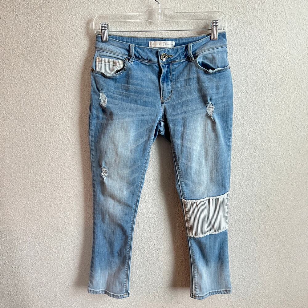 C Est 1946 Denim Patchwork Distressed Low Rise Crop Jeans Women's 2 Light Wash